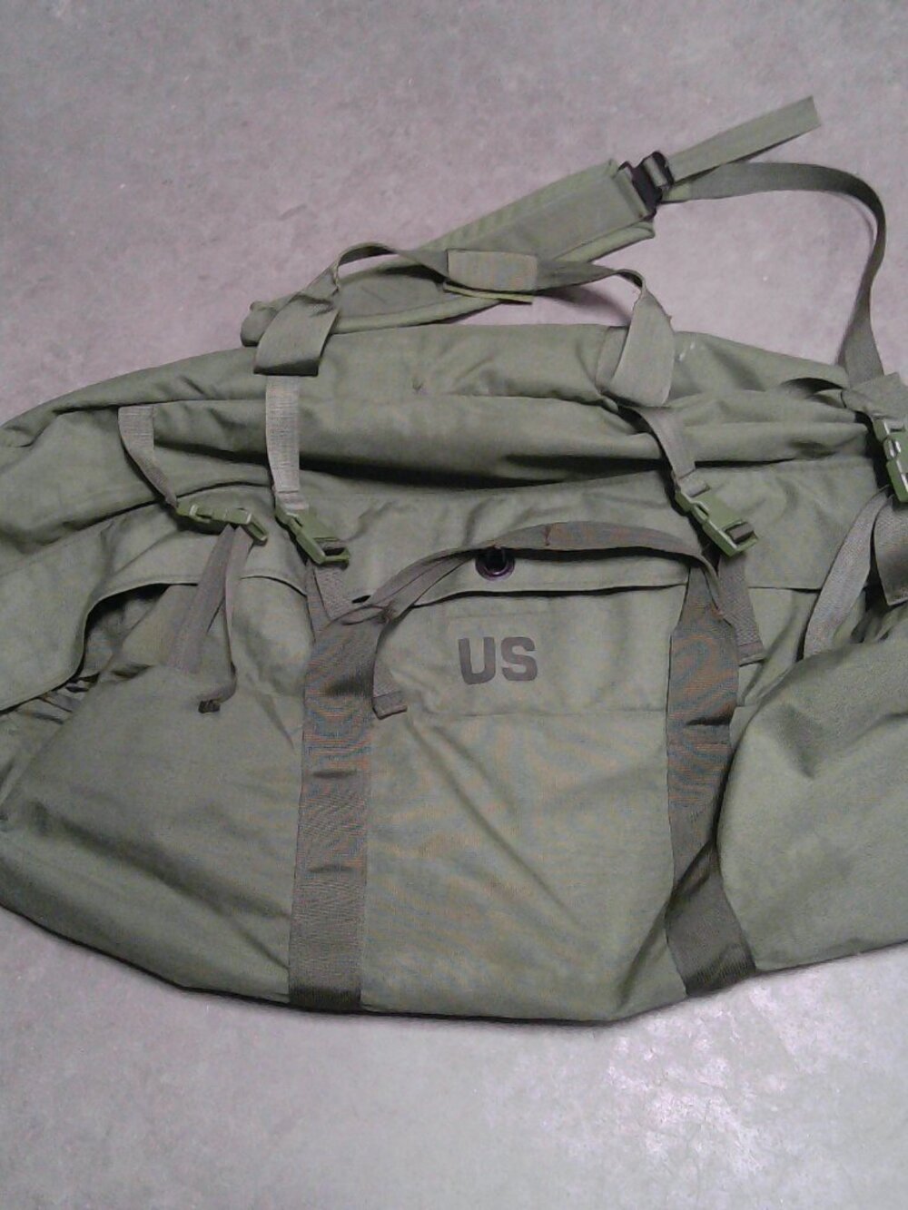 USGI Improved OD Green Nylon Zippered Duffel Bag Sea Garrison Duffle PCS Deploy